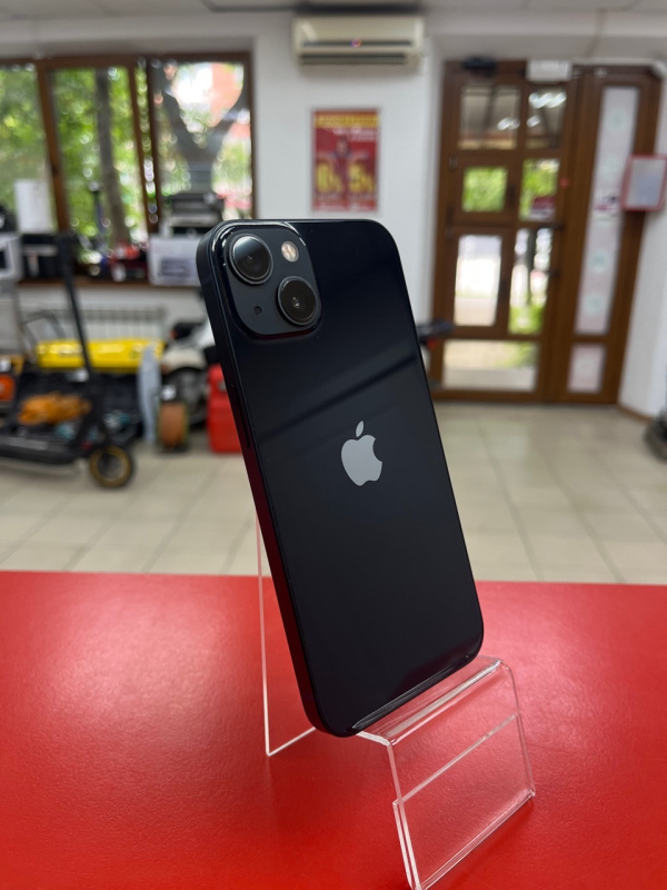 Мобильный телефон Apple iPhone 13