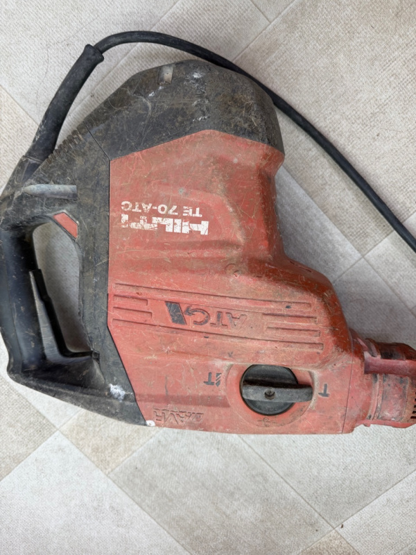 Отбойный молоток Hilti TE 70-ATC